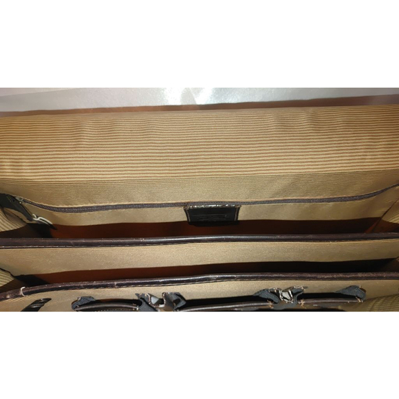 Santa Fe Airline Int.'l DILANA Flapover Brief Leather Satchel - Picture 11 of 14